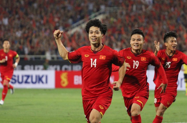 Đội tuyển Việt Nam vui mừng vì được đá trên sân Mỹ Đình