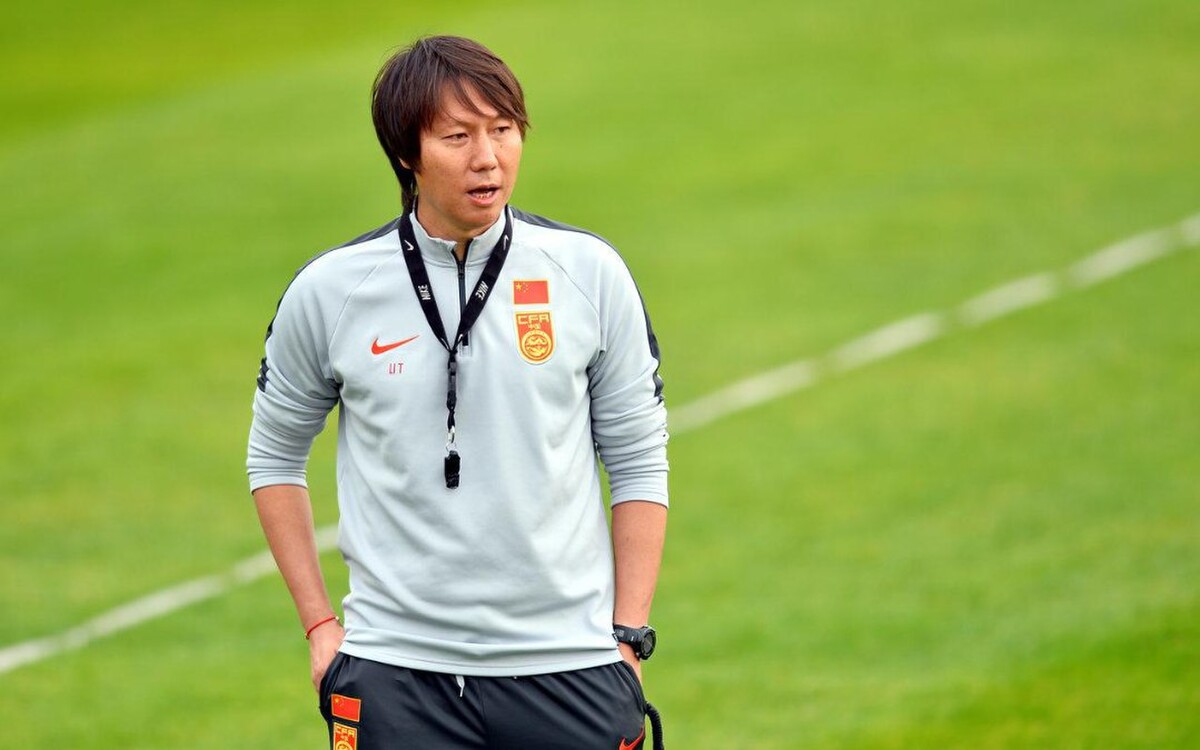 Huấn luyện viên Li Tie muốn học hỏi lối chơi của đội tuyển Italia